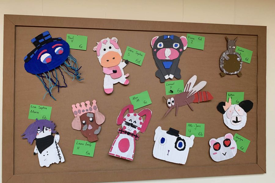 Realschule überreichte gebastelte Kunstwerke an Harzer Kartonagen